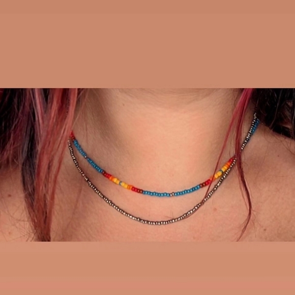 Western beaded necklace - Picture 2 of 3